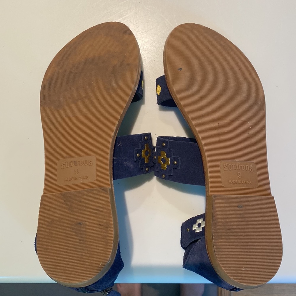Soludos Embroidered Three Banded Flat Sandal, navy size 9 - Picture 4 of 5